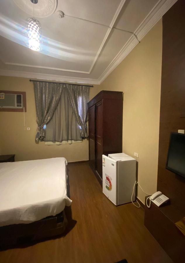 达曼Inwan Residential Units公寓式酒店 外观 照片