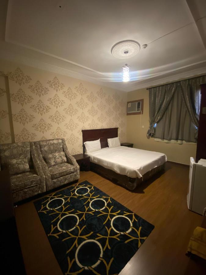 达曼Inwan Residential Units公寓式酒店 外观 照片