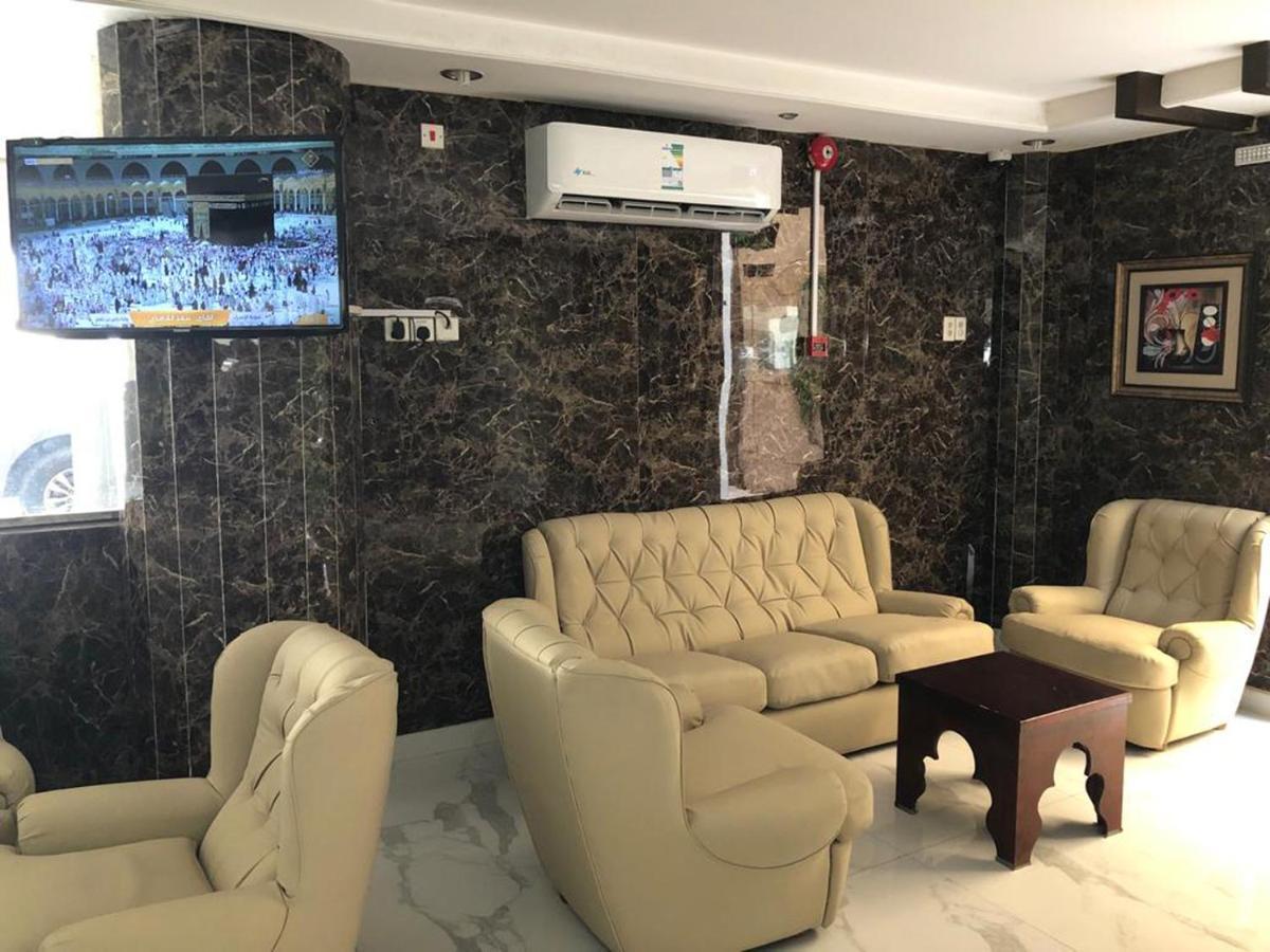 达曼Inwan Residential Units公寓式酒店 外观 照片